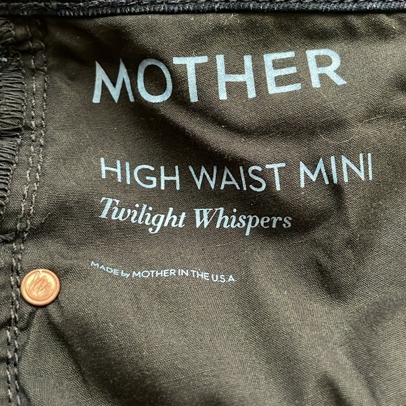 Mother High Waist Denim Mini Skirt in Twilight Whispers. Size 30. - Picture 8 of 12